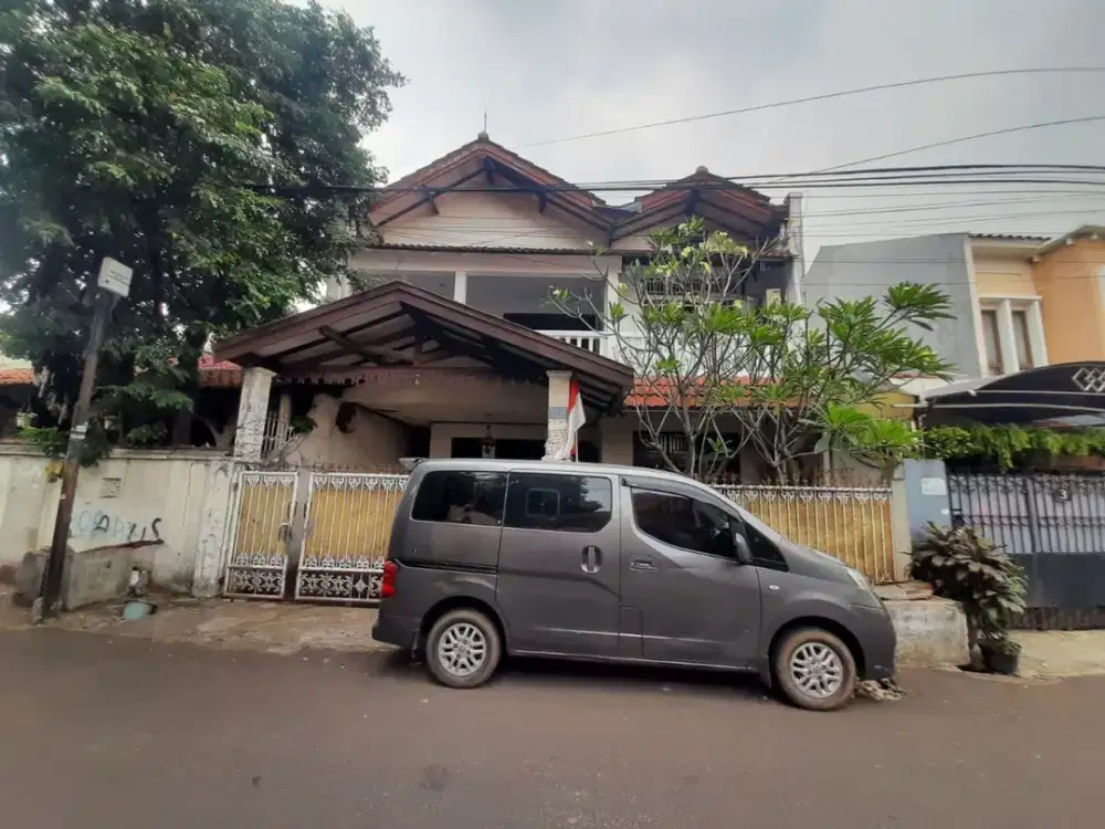 Rumah 3 Lt Hadap Timur 10 Mnt ke Mall Kota Kasablanka J-31704