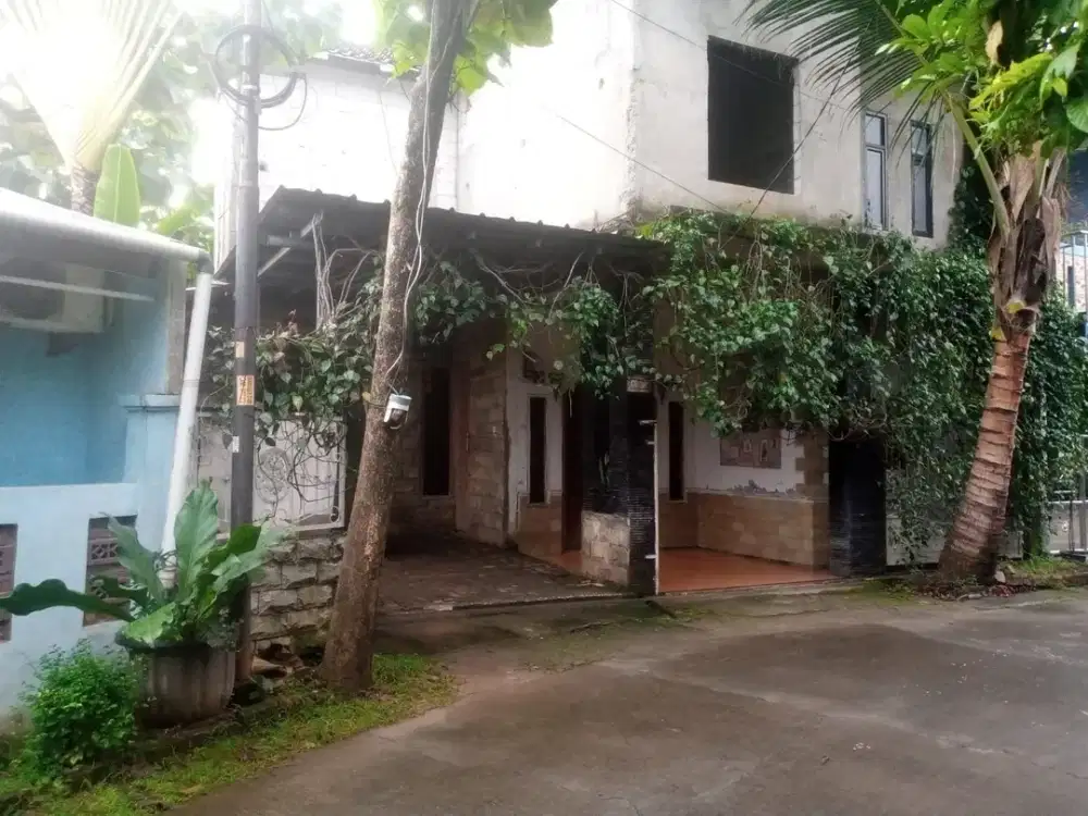 Rumah LB 180 Siap Huni dekat  Sentra Medika Hospital Cibinong J-31197