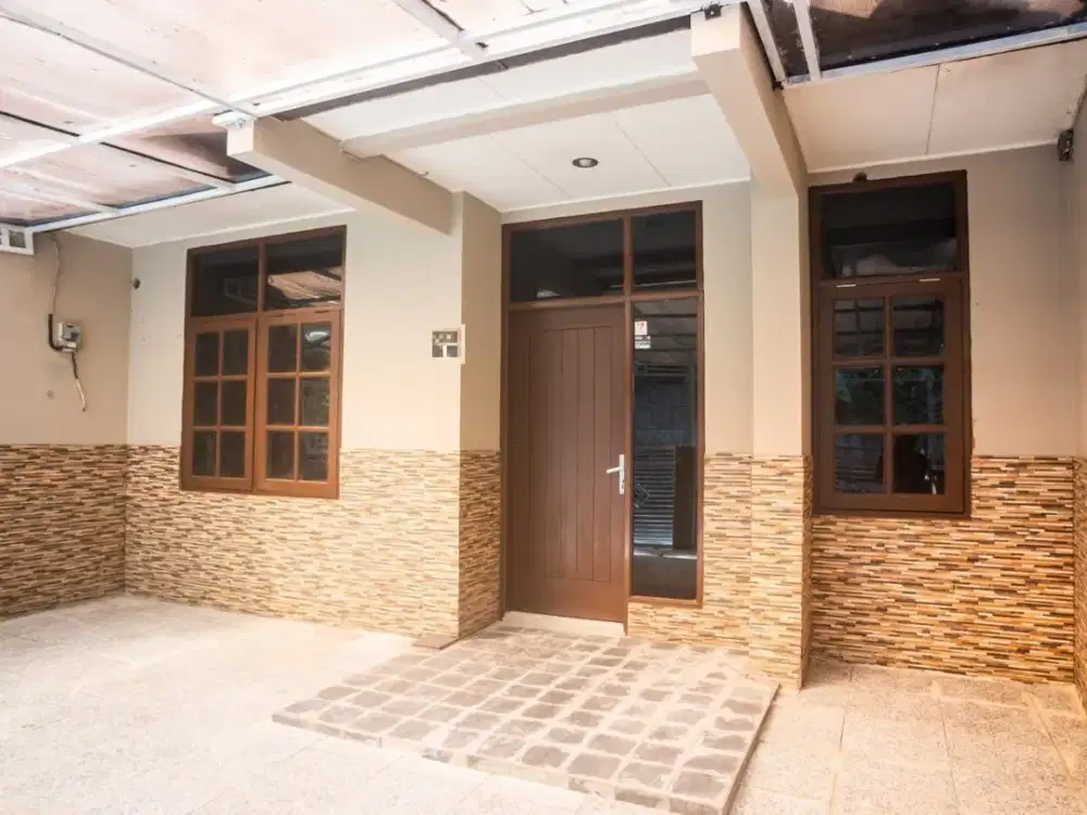 Rumah SHM 2Lt 10 Mnt ke Mal Grand Cakung Harga Nego Siap KPR J-16970