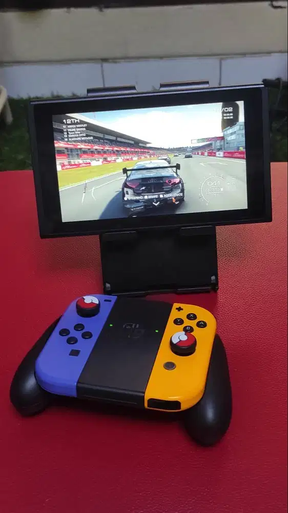 Nintendo Switch V2 Dualboot Atmos terawat mulus