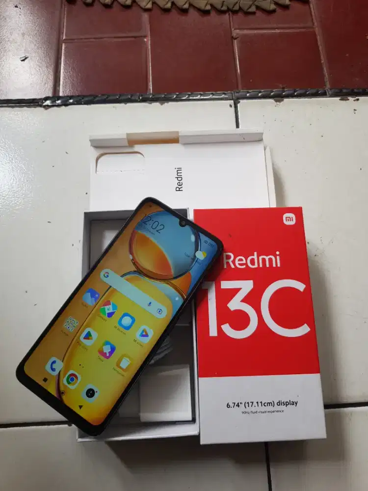 Redmi 13c lengkap 8/256
