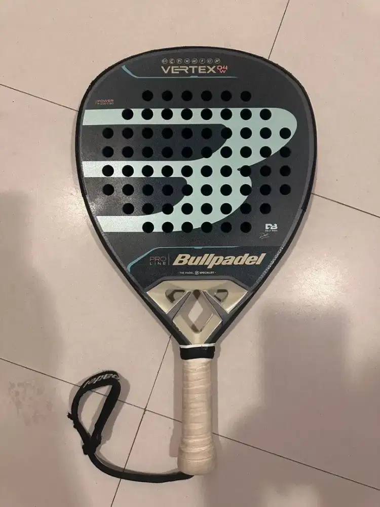 Bullpadel Vertex 04 Raket Padel Racket Olahraga