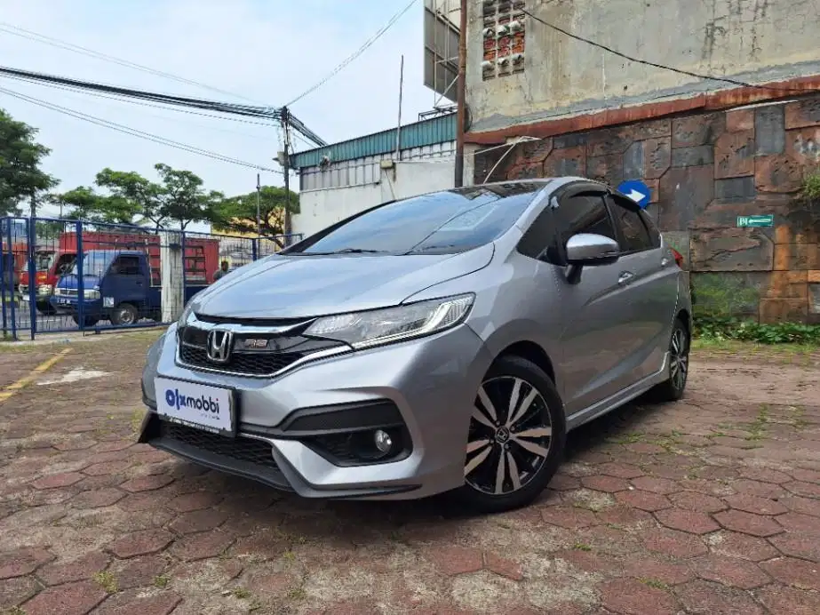 Pajak Panjang Honda Jazz  1.5 RS Bensin-AT 2017 Abu-abu