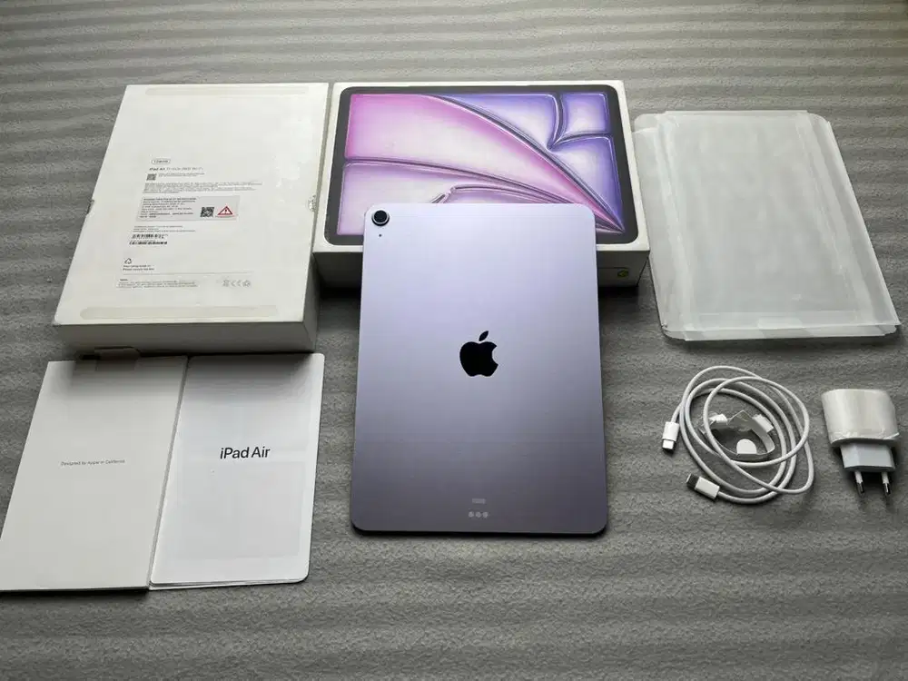 iPad Air M3 128gb iBox Garansi on Fullset