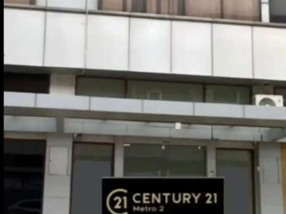 Disewakan Ruko Avenue 3,5 Lantai di JGC Cakung Jakarta Timur