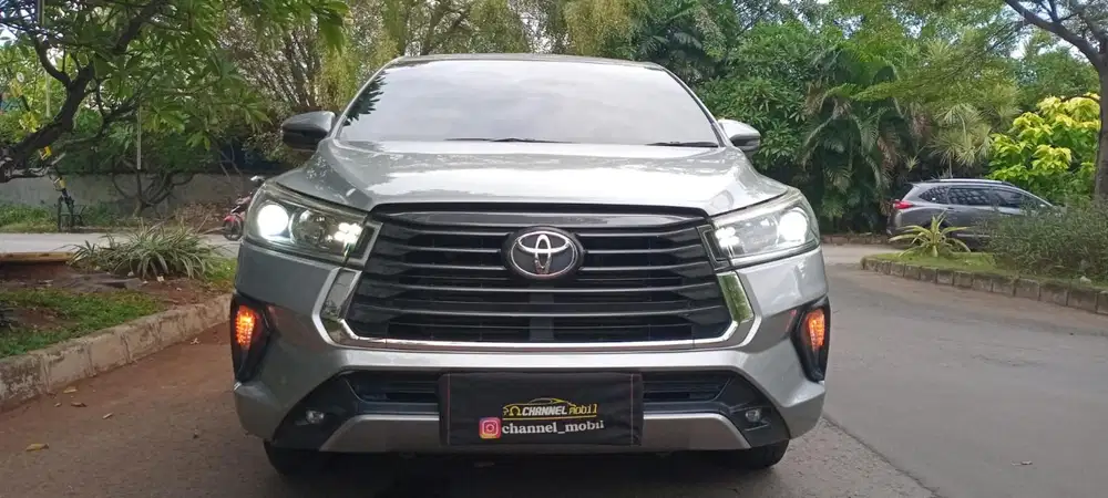 Toyota Innova V REBORN 2021 Silver