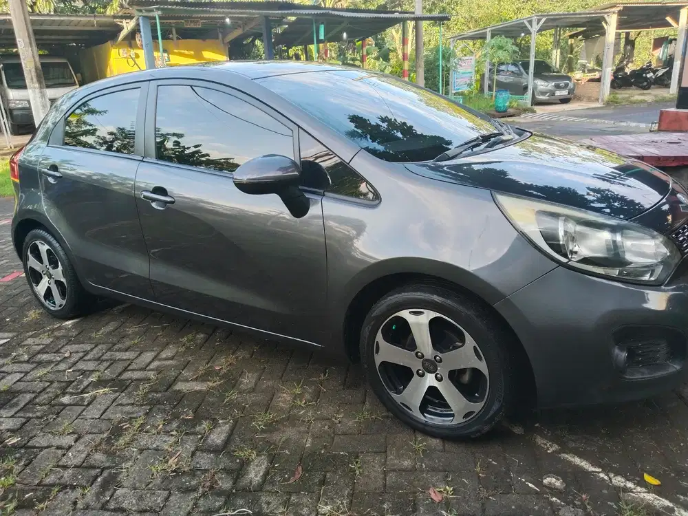 Kia Rio 2013 Bensin