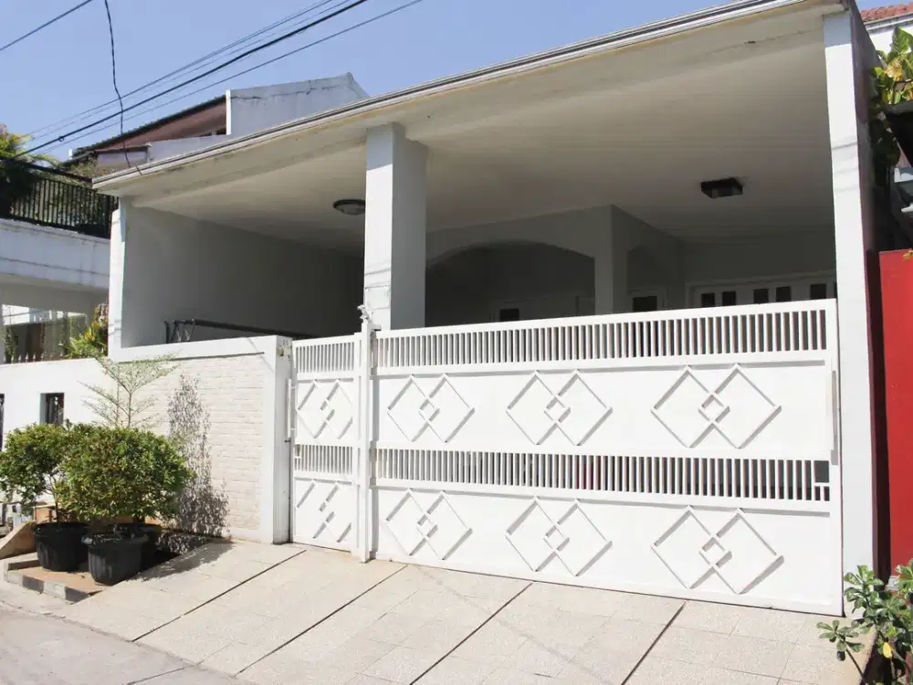 Rumah Luas Hadap Timur 10 Mnt ke Gerbang Tol Cisalak Siap KPR J-20913