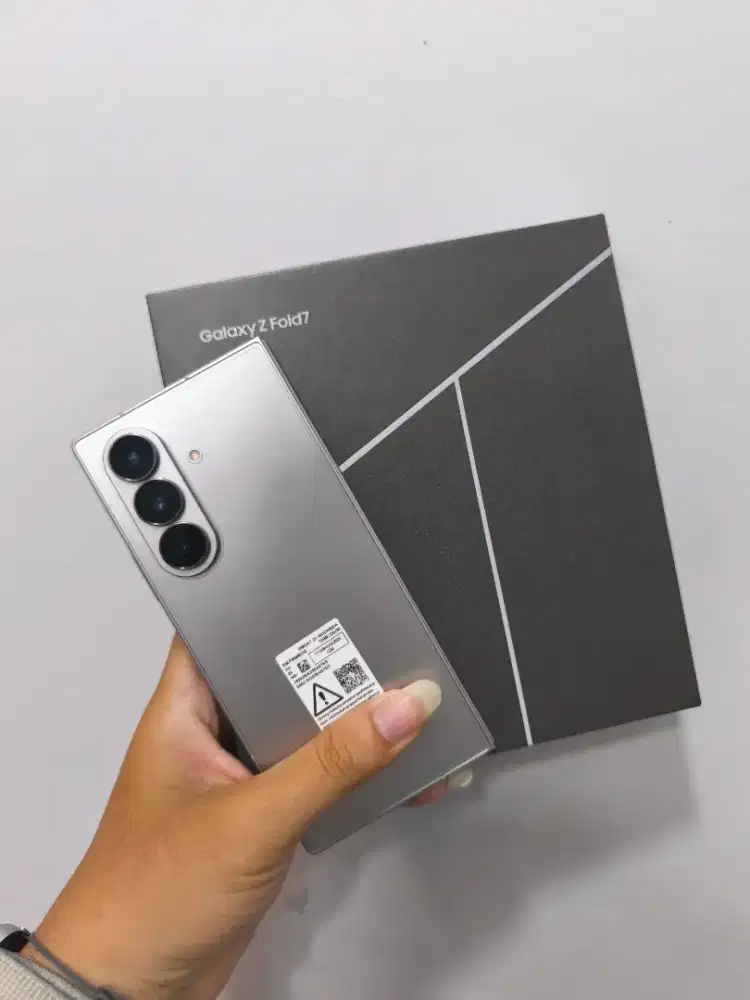 Samsung Z Fold 7 12/256Gb (Garansi ON sampai 25 Oktober 2026)