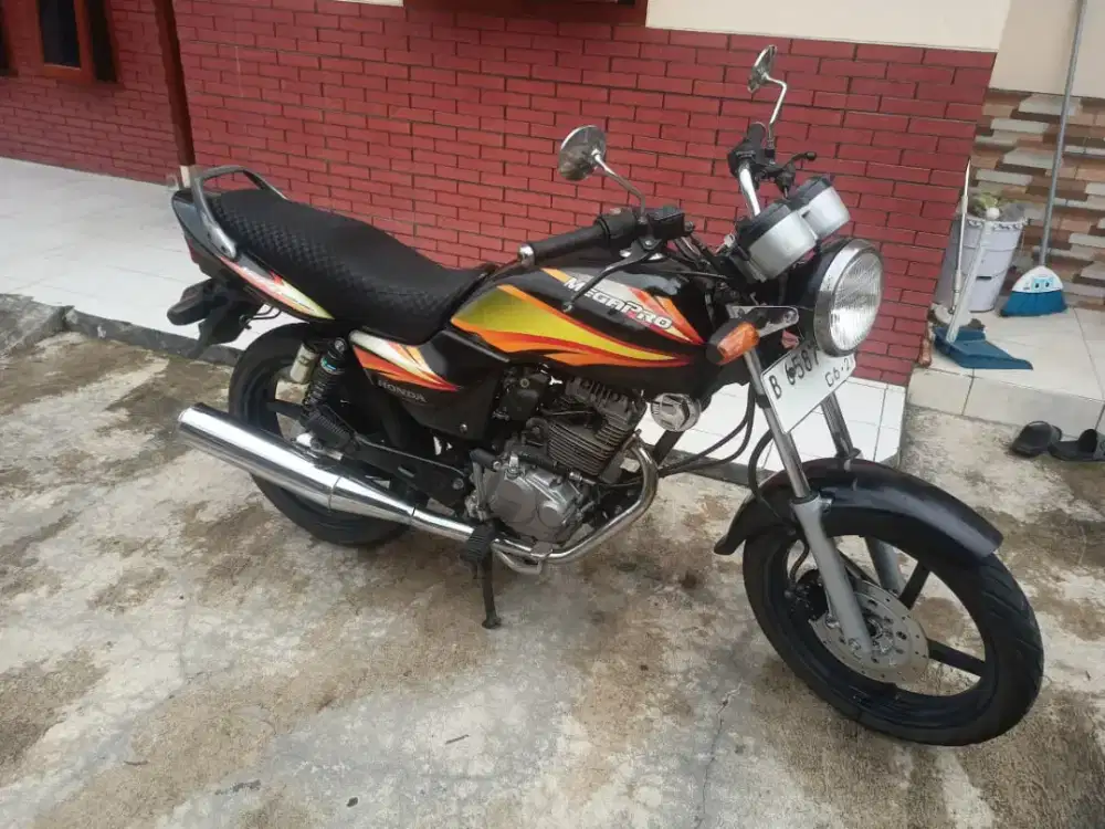 Megapro 2003 pajak Depok hidup