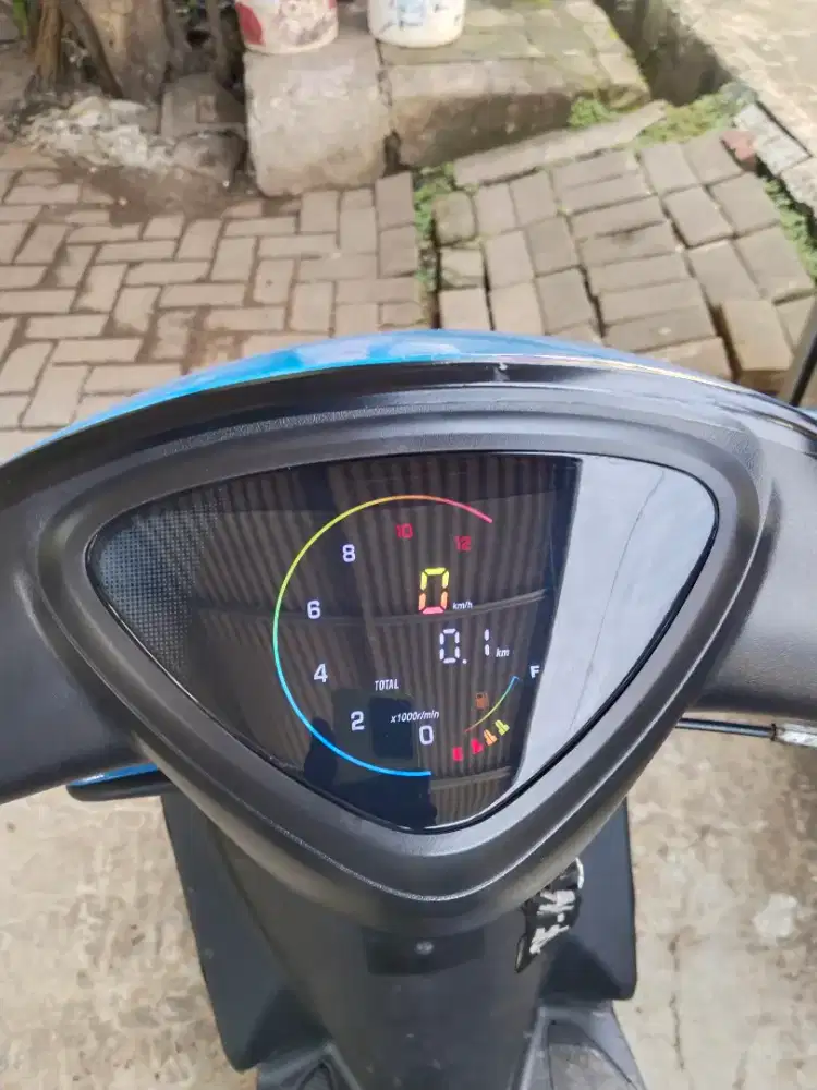 Mio sporty NON STEP 2004