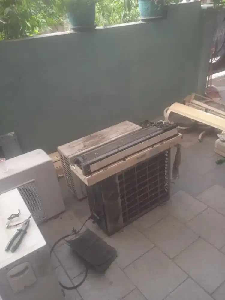 Jual beli ac bekas atau rusak