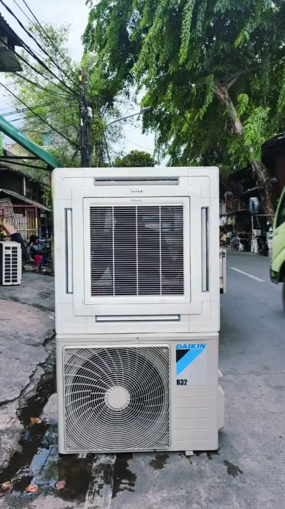AC Daikin Malaysia 3 PK R 32 second