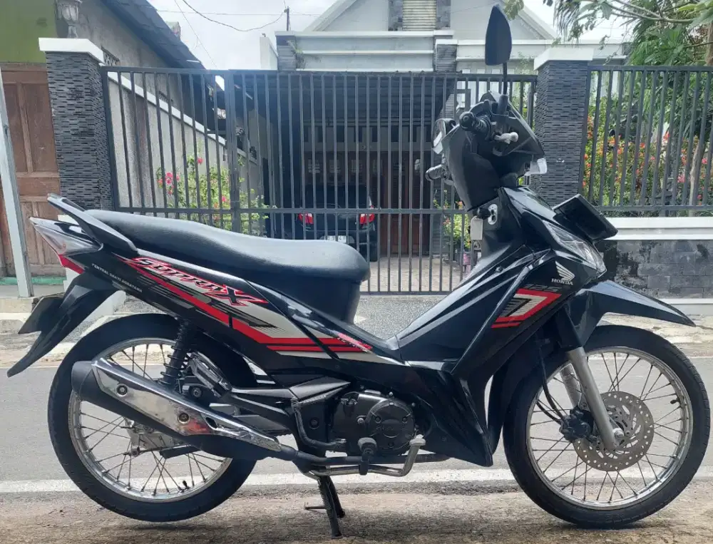 Supra x 125 Fi 2023