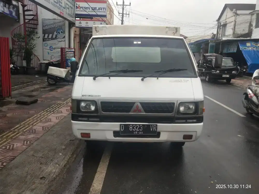 L 300 box pendingin 2015