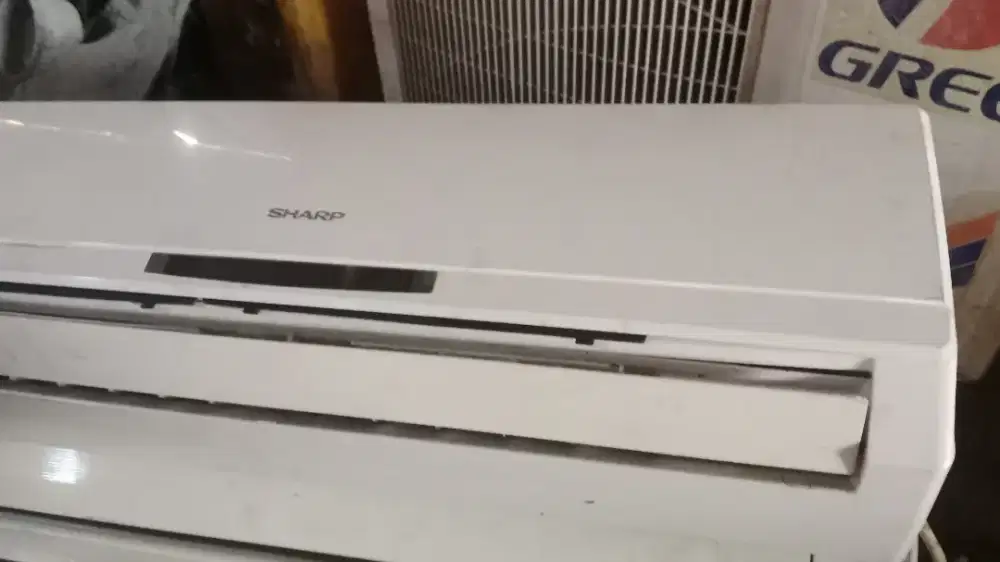 Terima ac bekas rusak