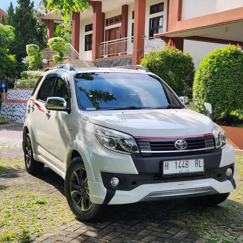 Toyota Rush trd sport ultimo 2017