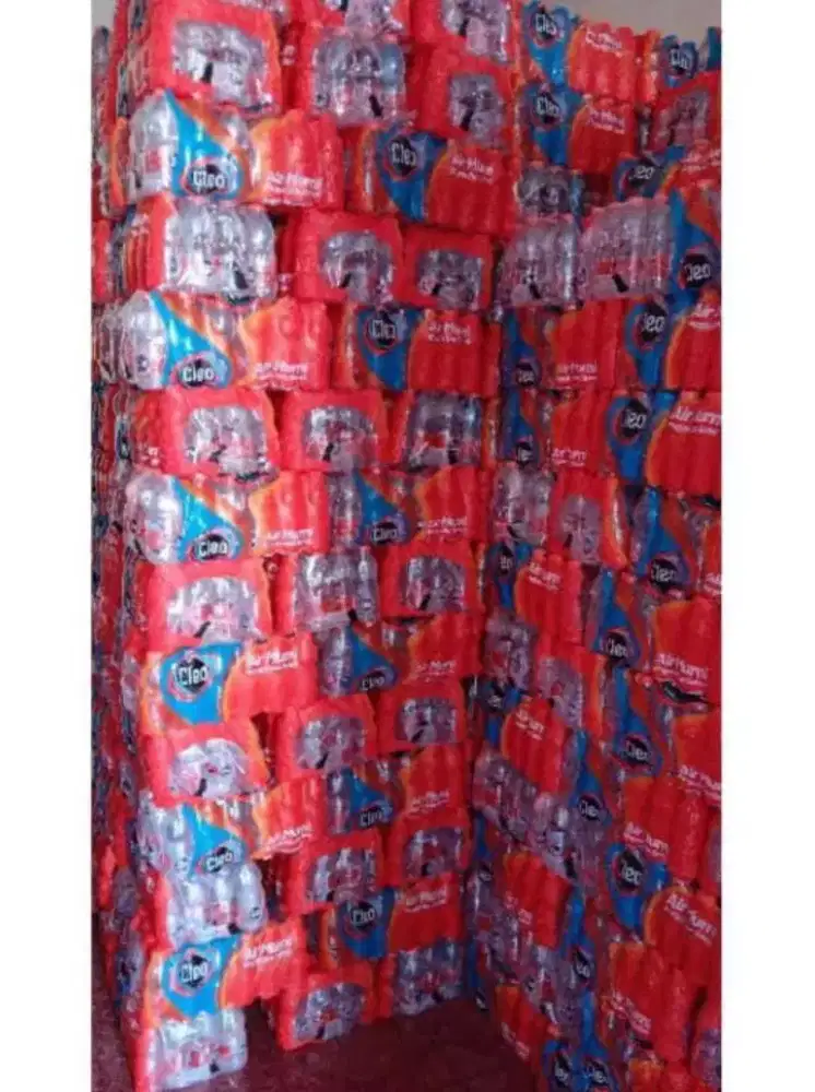 Cleo smart 220 mil per pack isi 24 botol