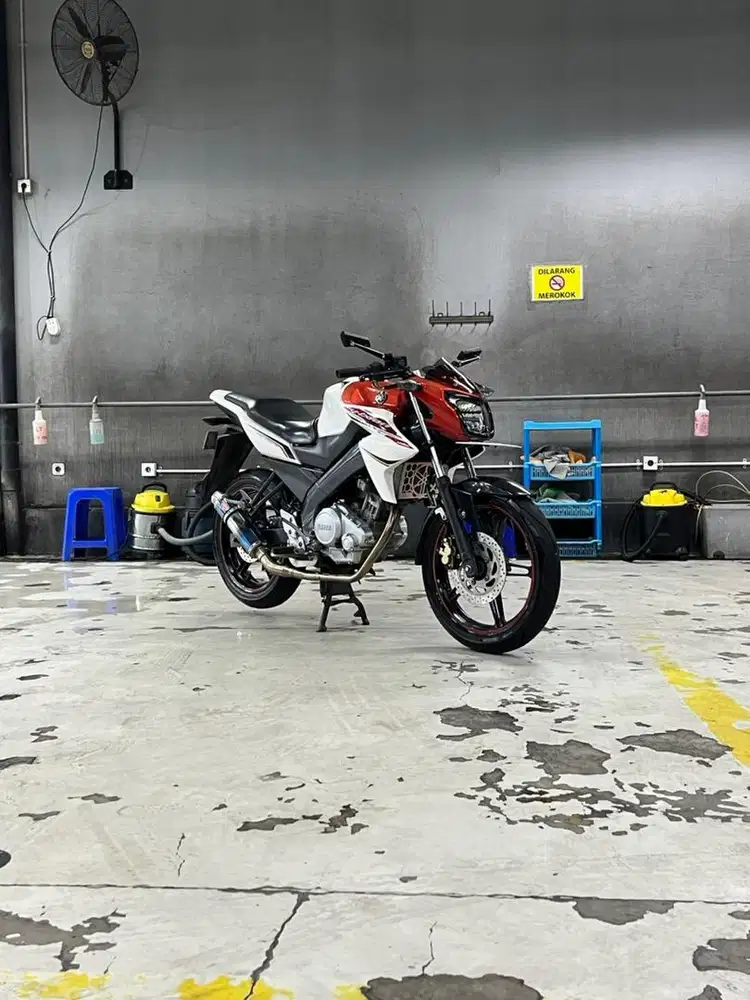 Dijual YAMAHA VIXION 2013 SIAP MEJENG GANTENG