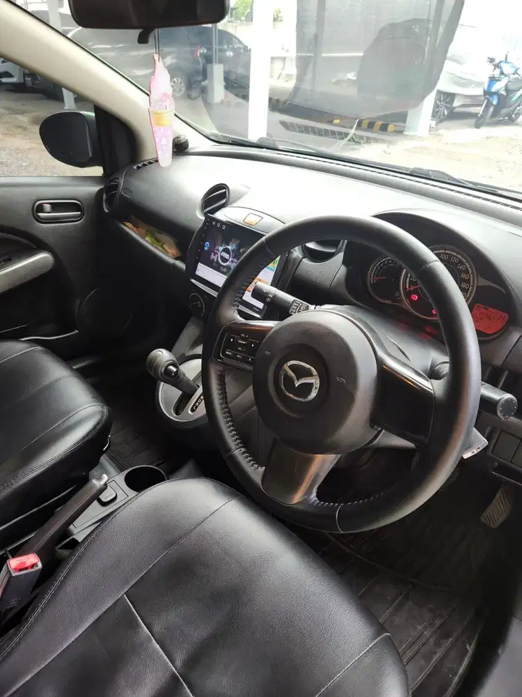 Mazda 2 2012 Bensin