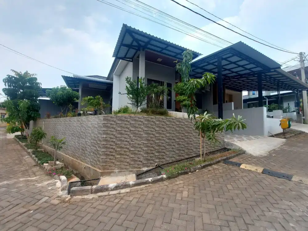 Rumah Hook Tanah Luas 10 Menit ke Terminal Sawangan Siap KPR J-30856