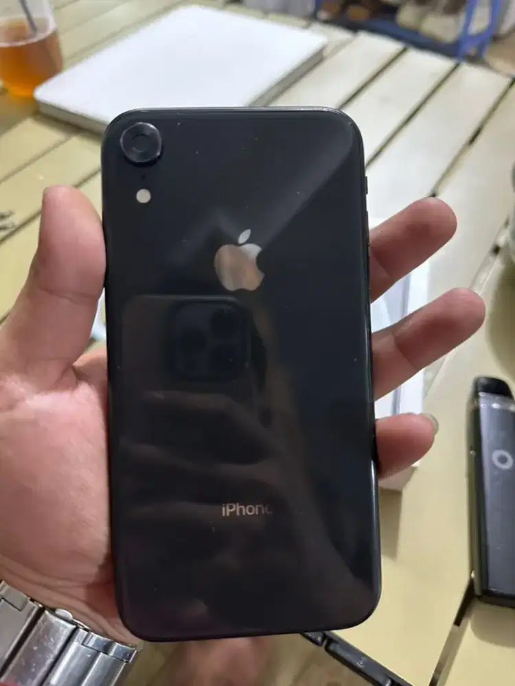 APPLE XR 64GB MULUS BISA NEGO