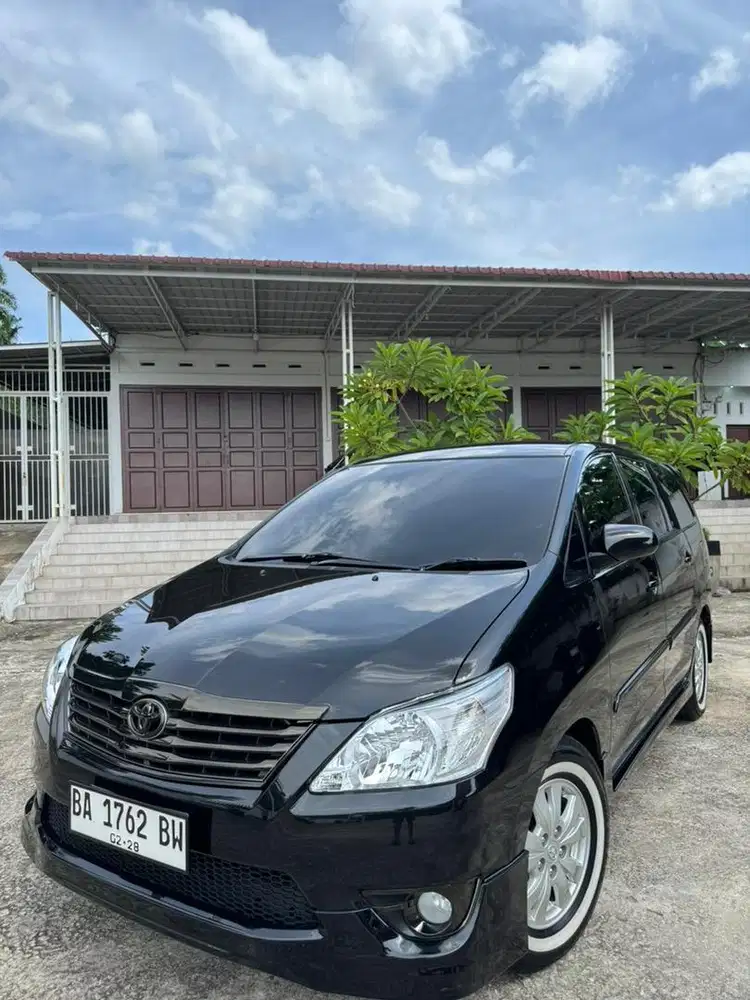 Kijang innova g luxury metic km 44 rb