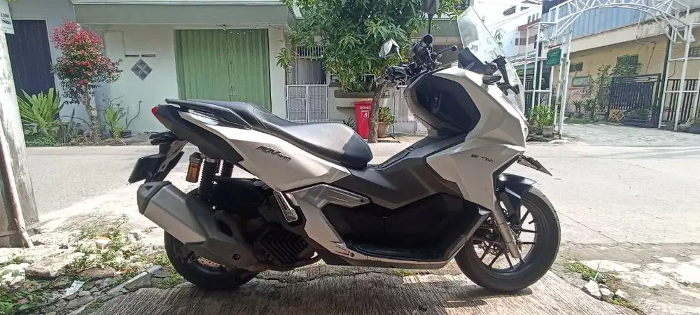 honda adv th. 2022 cbs