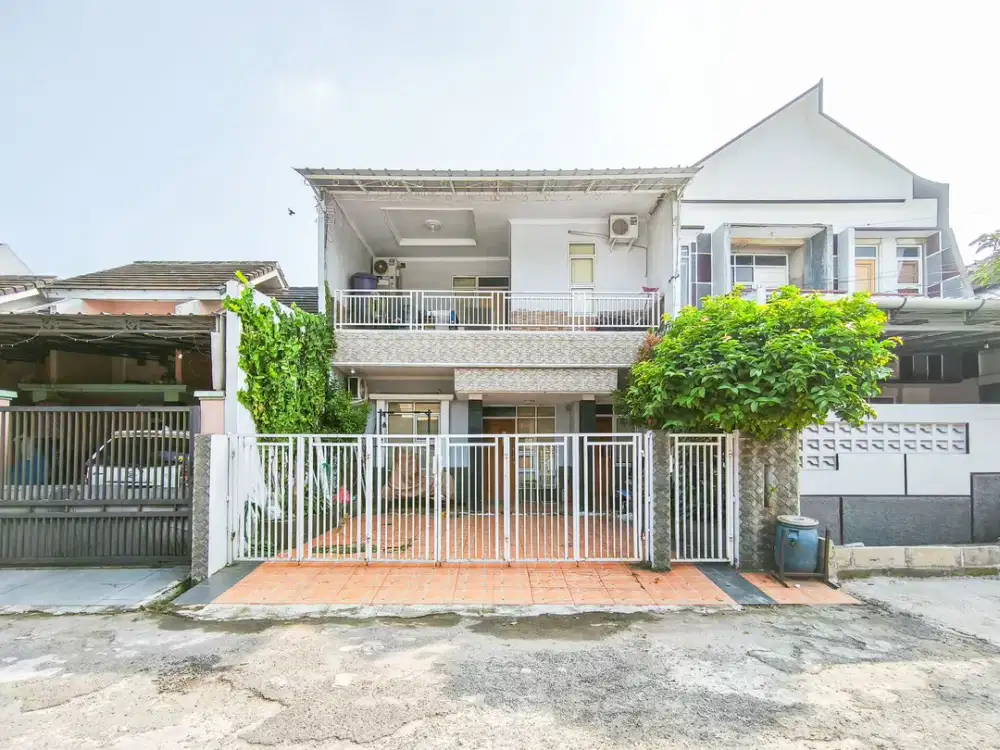 Rumah 2 Carport 6 Menit ke RSUD Cibinong Bogor SHM Siap Huni J-30354