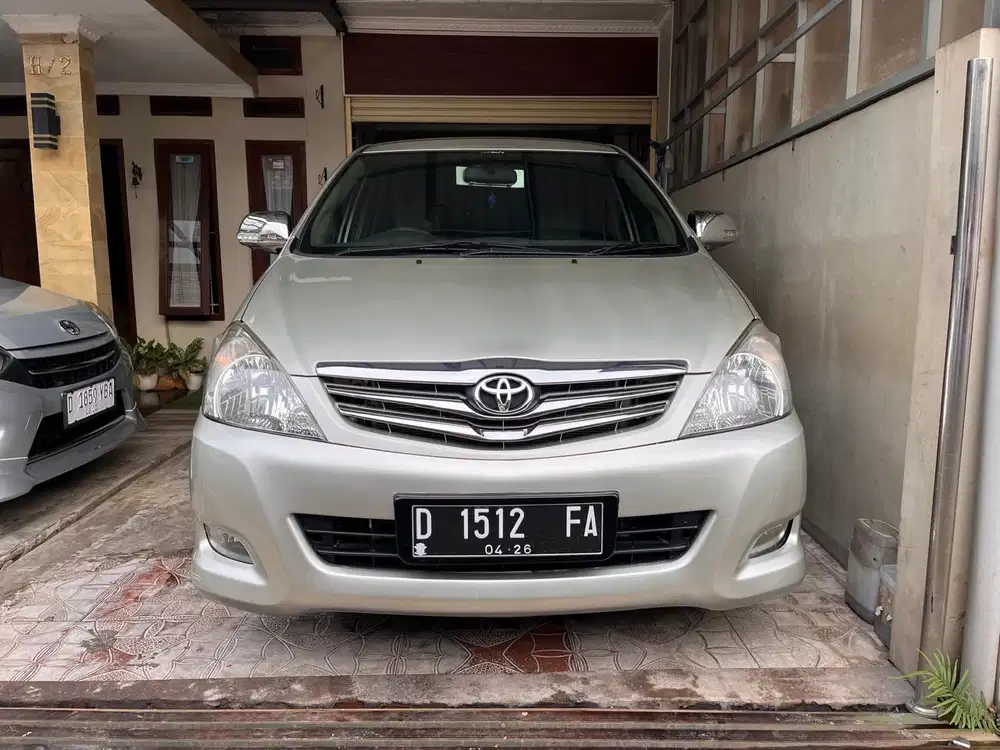 Toyota Kijang Innova 2011 Diesel