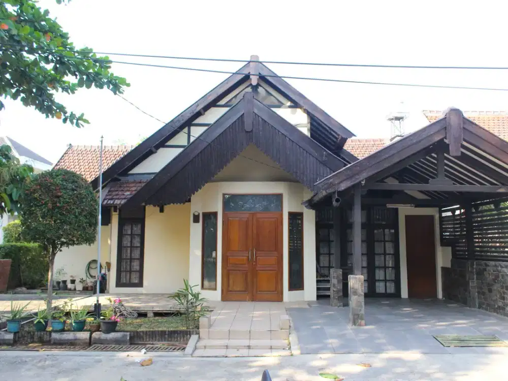 Dijual Rumah Strategis 7 Menit ke Lagoon Avenue Mall Siap KPR J-16534