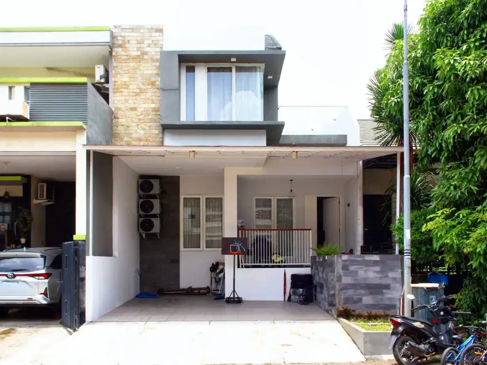 Rumah 2 Lantai Akses Dekat Gerbang Tol Cibubur 2 Dibantu KPR J-21582