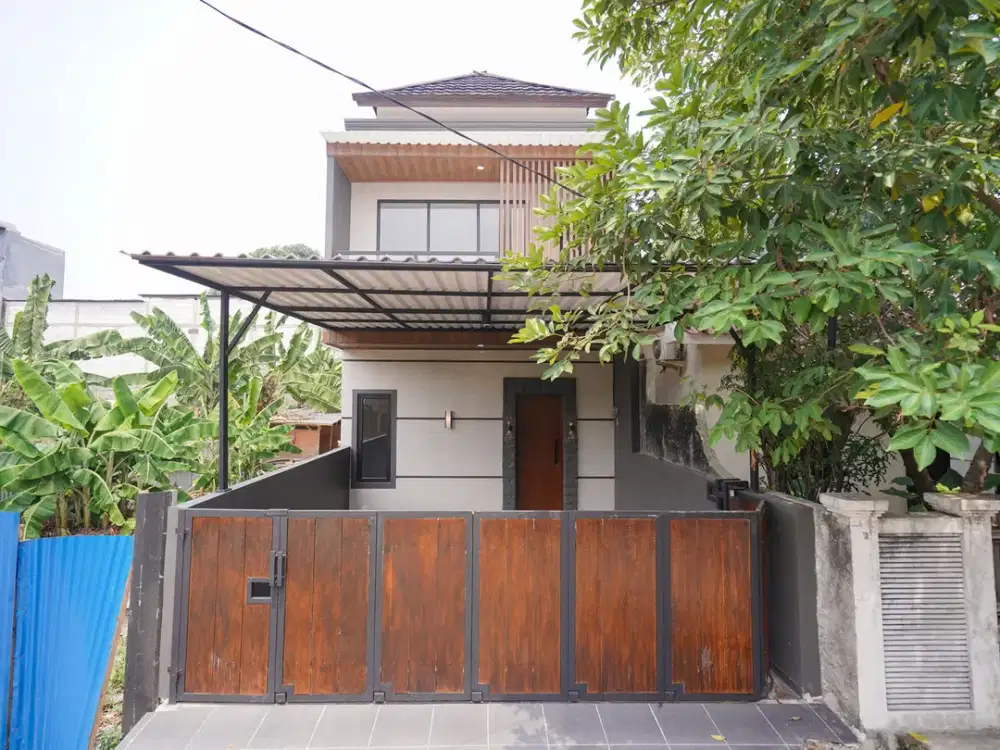 Rumah Hadap Timur 15 Menit ke Grand Galaxy Park 4 KT Bisa KPR J-25576