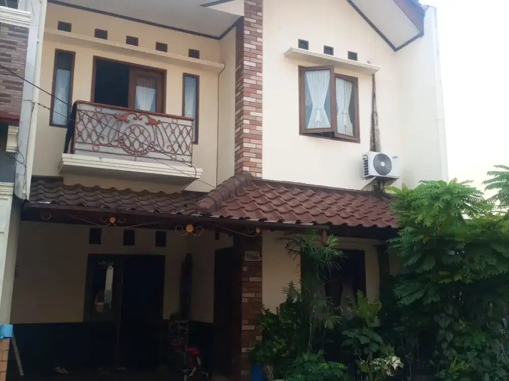 Rumah Terawat di Depok 10 Mnt ke Stasiun Pondok Cina Bisa KPR J-31865
