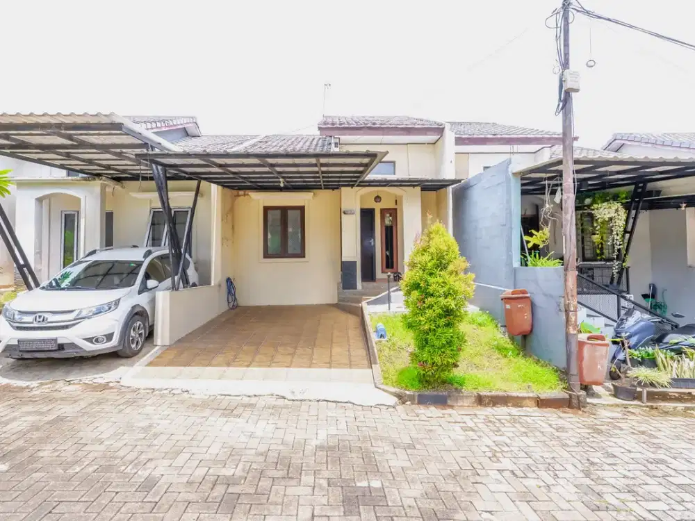 Rumah Hadap Timur 15 Menit ke Gerbang Tol Kukusan 3 Bisa Nego J-30649