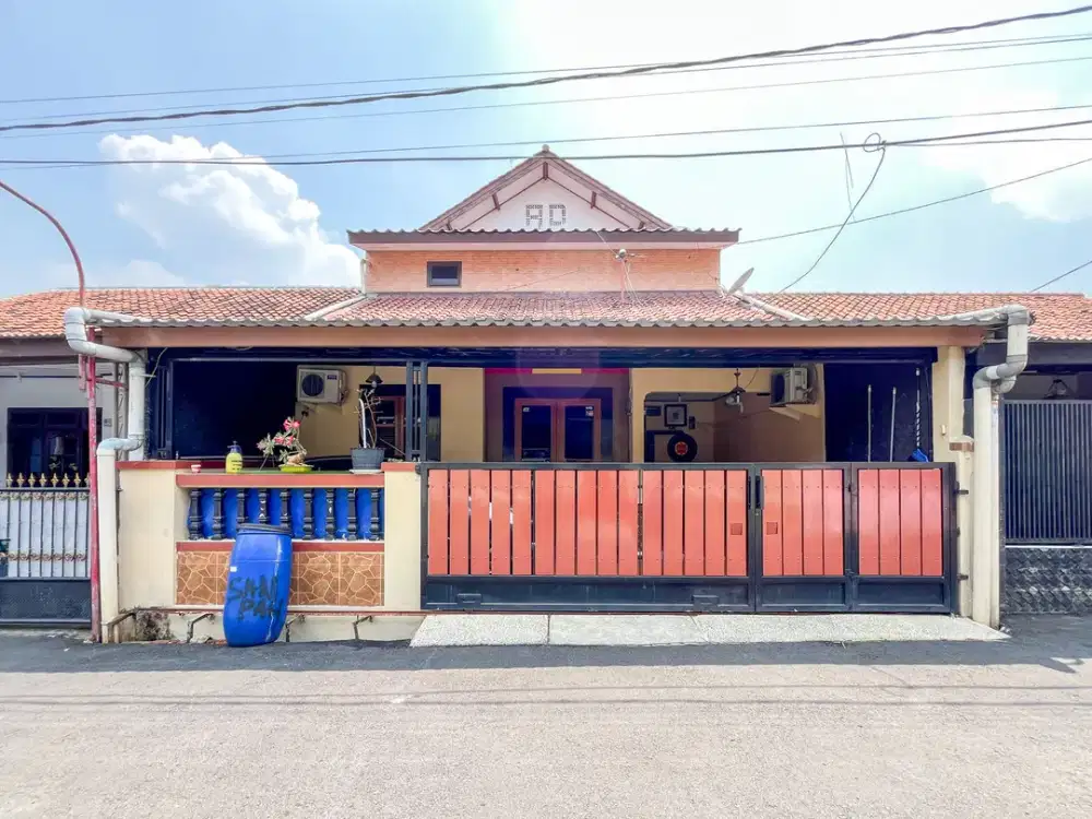 Rumah 2 Lantai 10 Menit ke Mall Pesona Square SHM Harga Nego J-25089