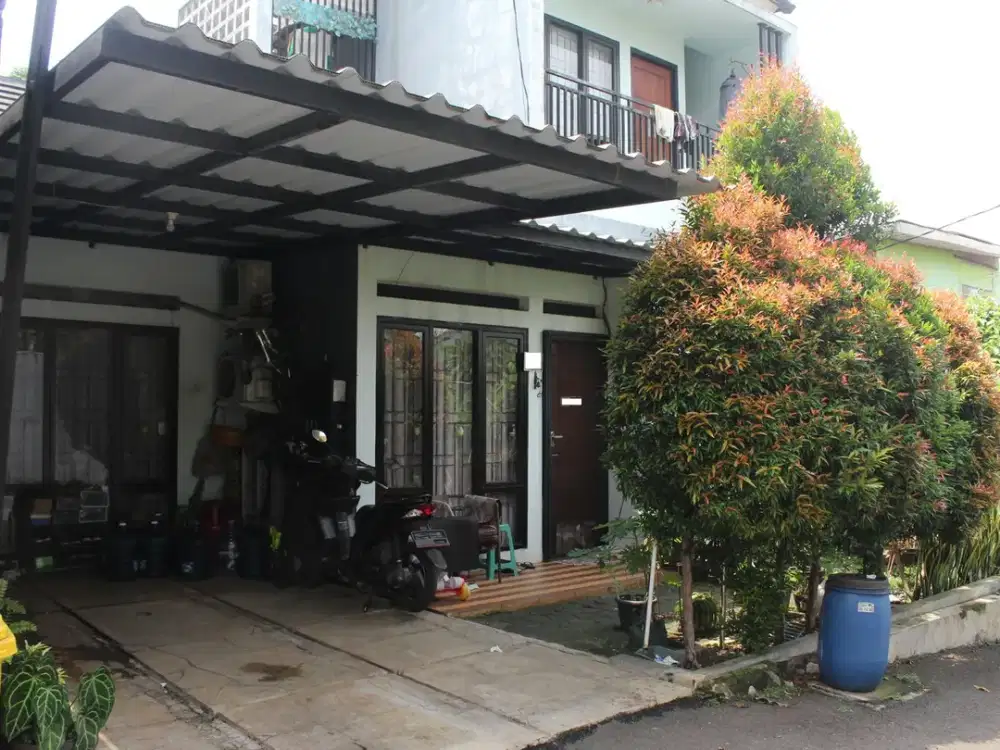 Rumah 2 Lantai di Cluster Mulia Residence Bebas Banjir J-21124