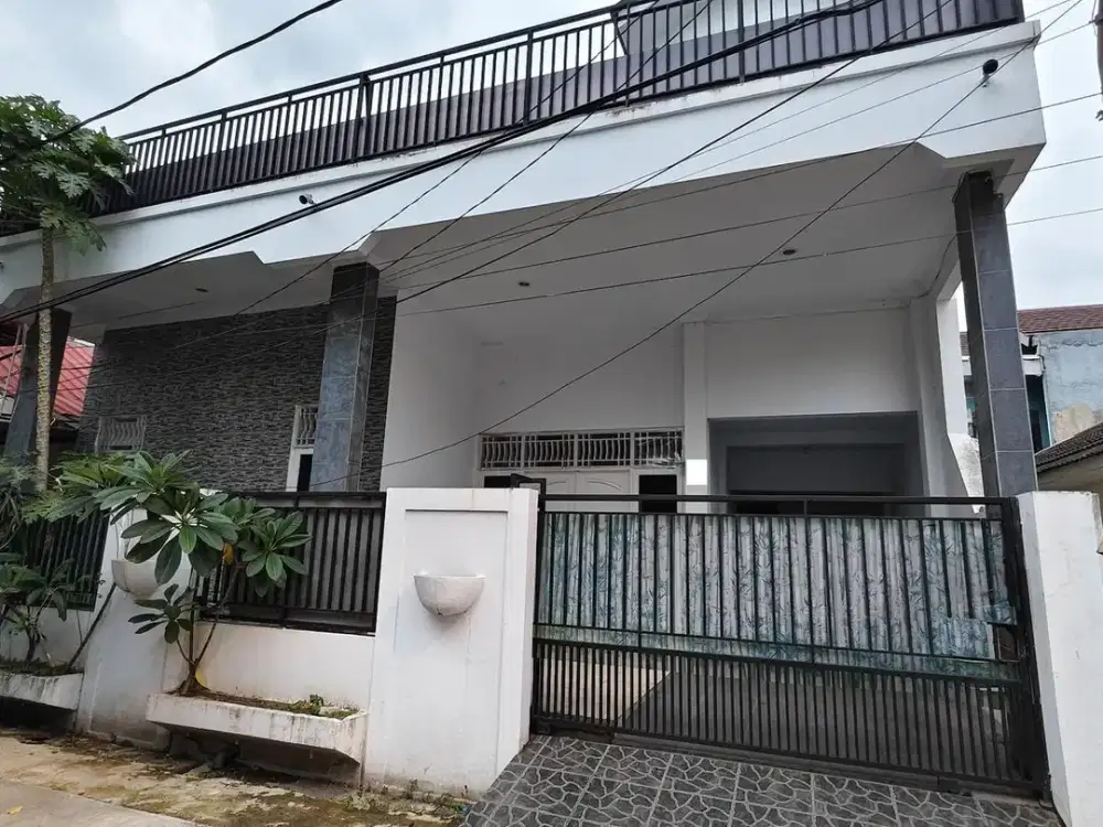 Rumah Strategis 15 Menit ke Stasiun Cakung LT 150 Bebas Banjir J-31093