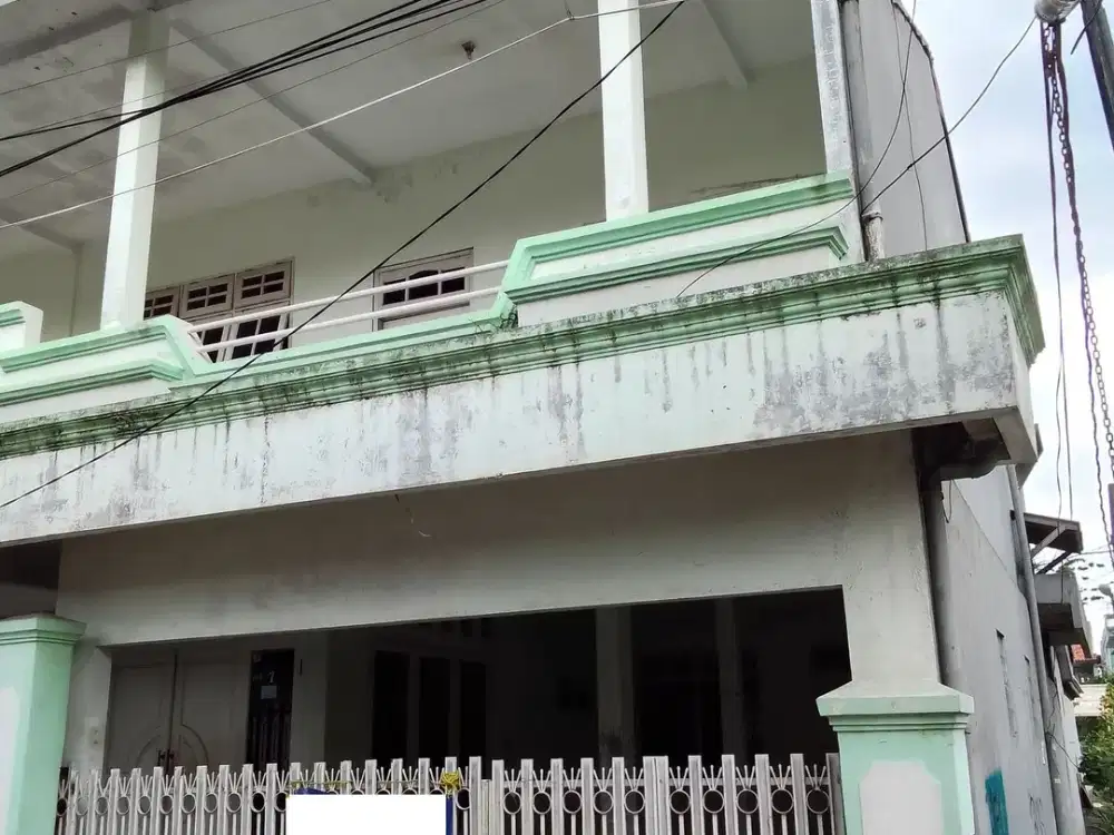 Rumah 7 Kamar Tidur Strategis 15 Mnt ke Grand Galaxy Park J-28898