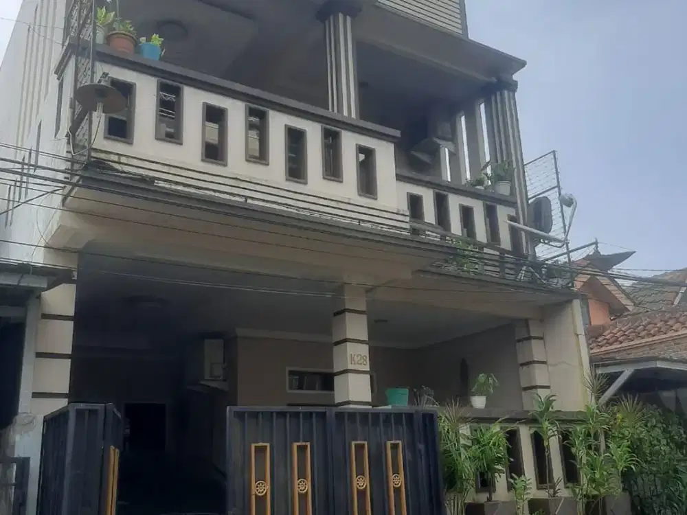 Dijual Rumah SHM 7 Menit ke Terminal Cibinong 2 Lt Hadap Timur J-28198
