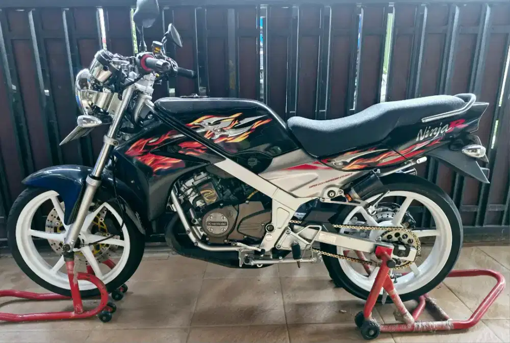 Motor Kawasaki Ninja R 2009