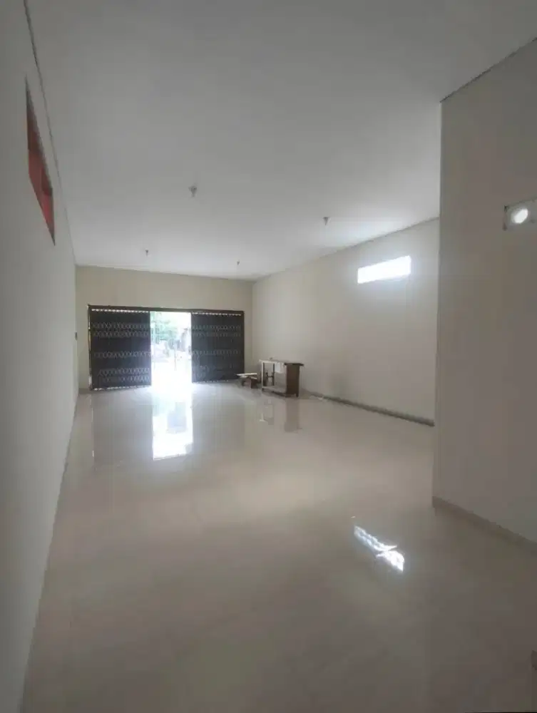 JUAL/SEWA RUMAH TEMBOK DUKUH
Bisa untuk toko nol jalan raya