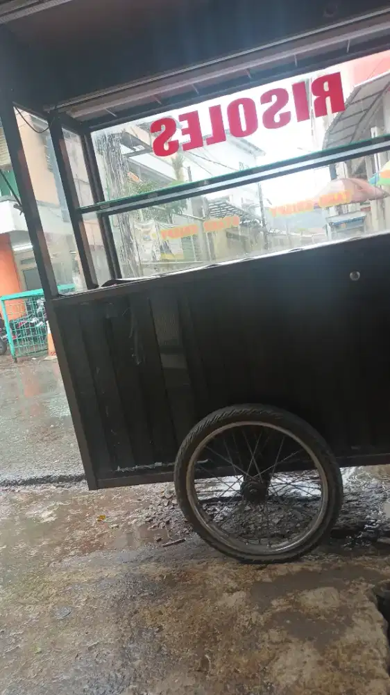 Cari kerjaan apa saja yg kerja malam