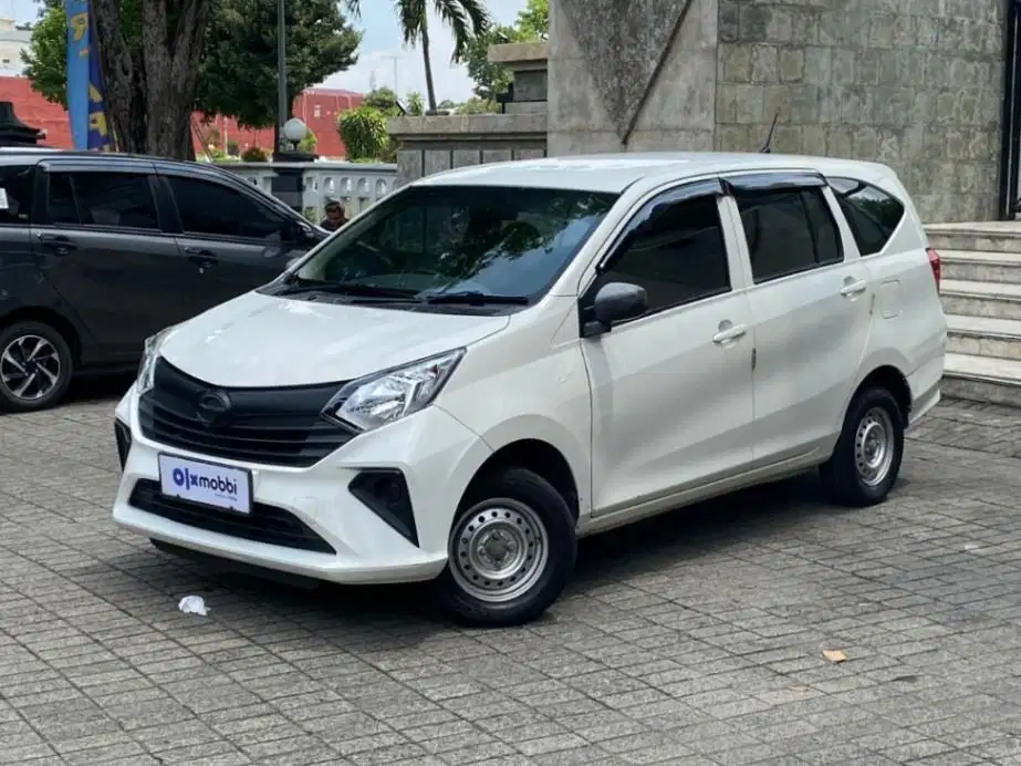 DP Minim Daihatsu Sigra 1.0 D Bensin-MT 2021 Putih WBM