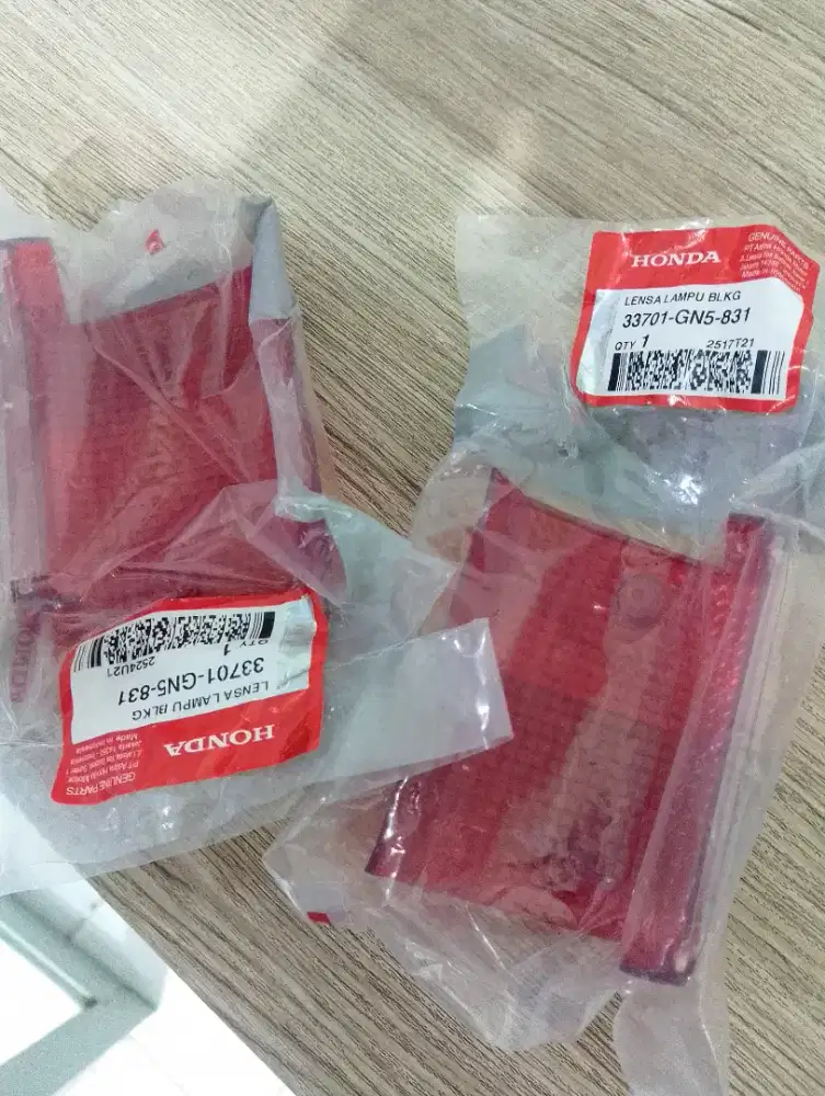 Dijual mika lampu rem astrea grand dan mika lampu sen blk astrea prima