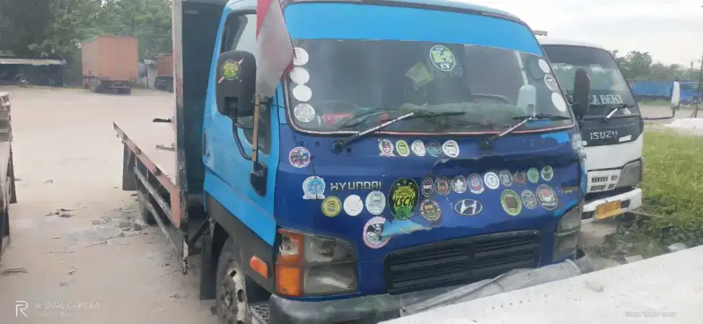 Truck truk hyundai mighty colt diesel hd dobel