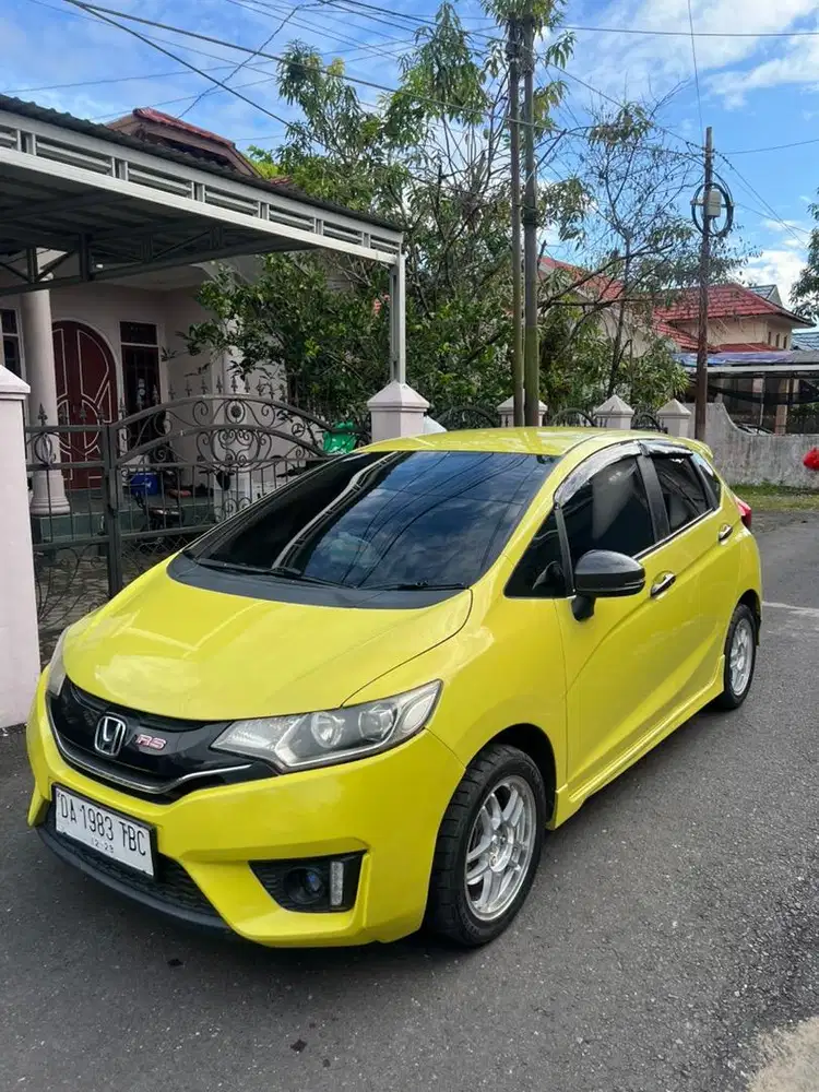 Dijual cepat Honda Jazz GK5 RS Matic 2014