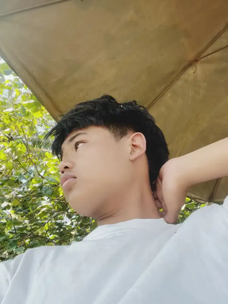 Cari pekerjaan apa ajah yg penting menghasilkan.