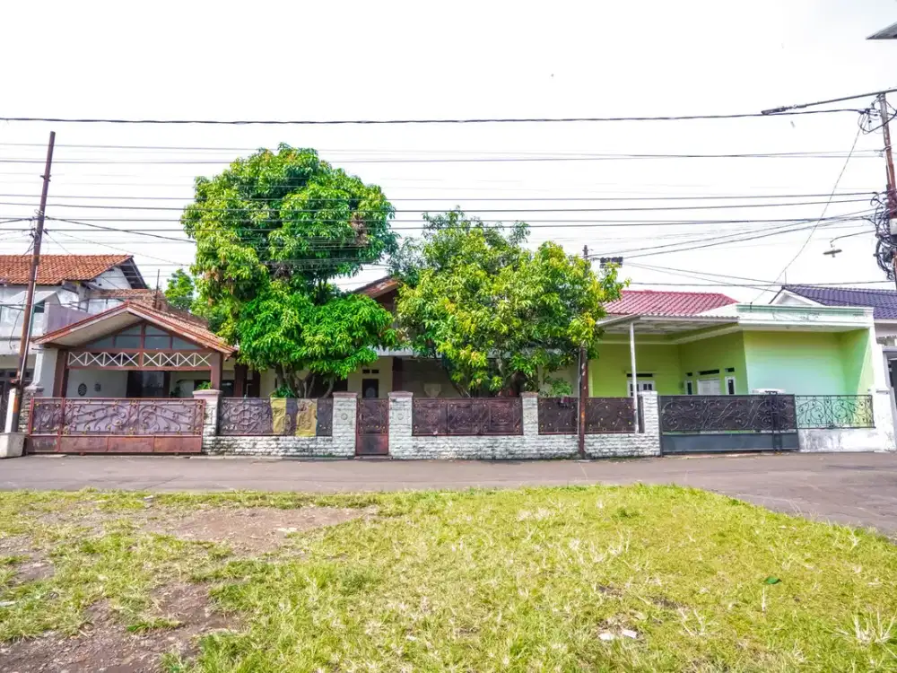 Rumah Luas 6 Kamar Tidur Siap KPR 10 Mnt ke Transmart Yasmin  J-25172