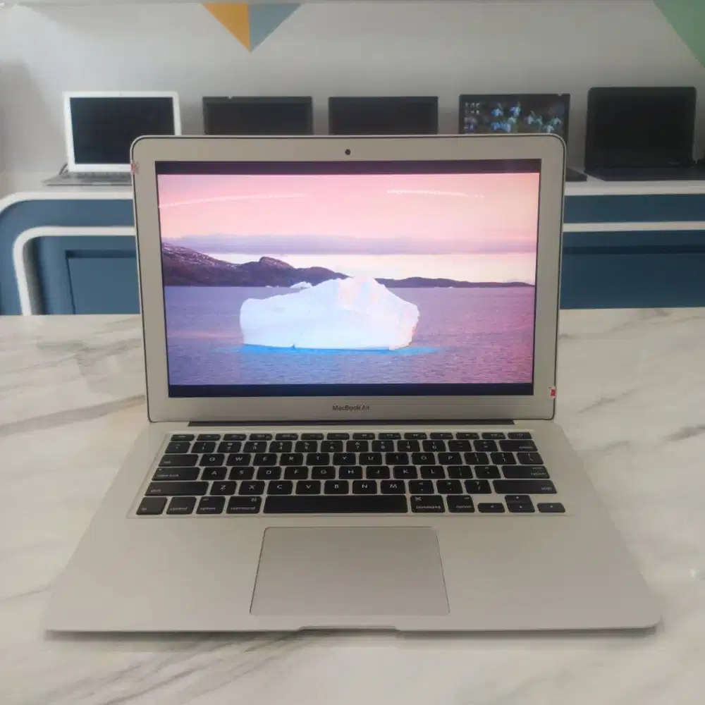 [MB07 Macbook Air] Laptop Coding i7 8GB 256GB Cocok Untuk Perkantoran